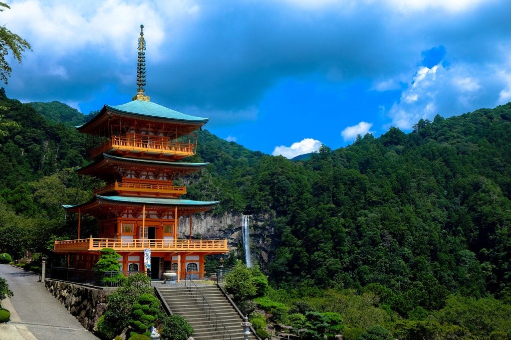 Temple 1841296 1280 1024x682